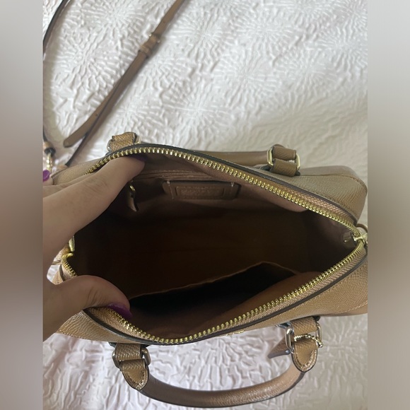 Coach Brown Purse, can be styled different ways - Picture 2 of 5